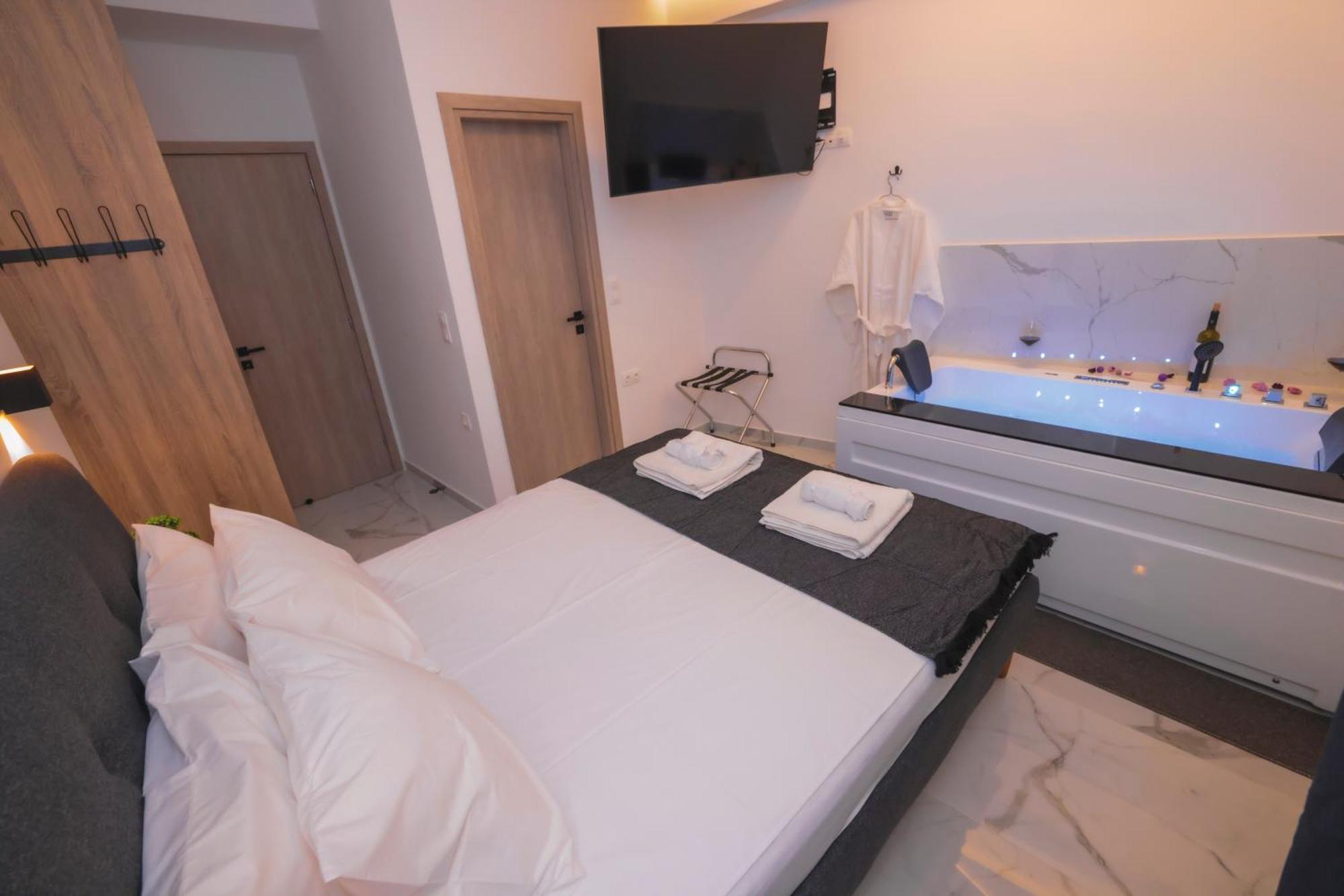 Zeos Finest Jacuzzi Suite Αθήνα Εξωτερικό φωτογραφία